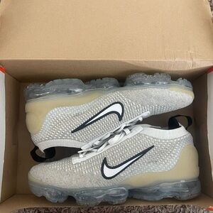 Nike Air VaporMax White and Black 2021 FK